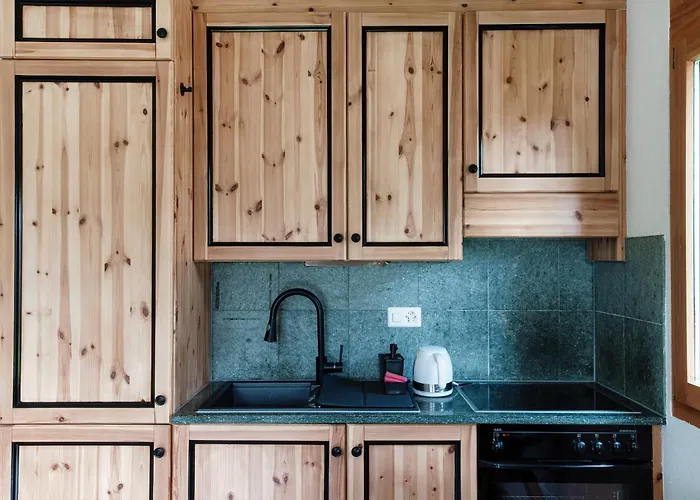 Sanbe Garden By Quokka 360 - Mountain With Garden In San Bernardino * Mesocco